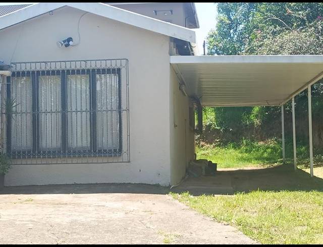 4 BEDROOM HOUSE FOR SALE IN THE WOLDS